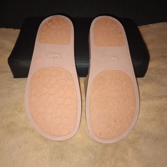 Women's Coach Floral Slides size 8 - Picture 6 of 8